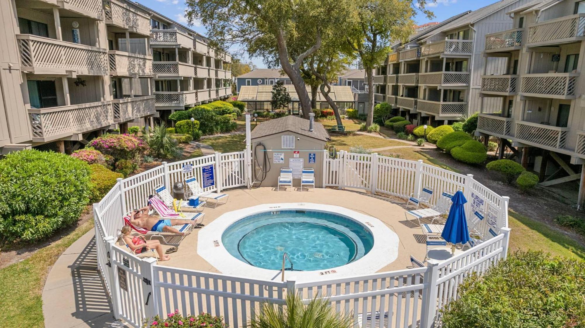 Ferienwohnung Salty Air Retreat Myrtle Beach Exterior foto
